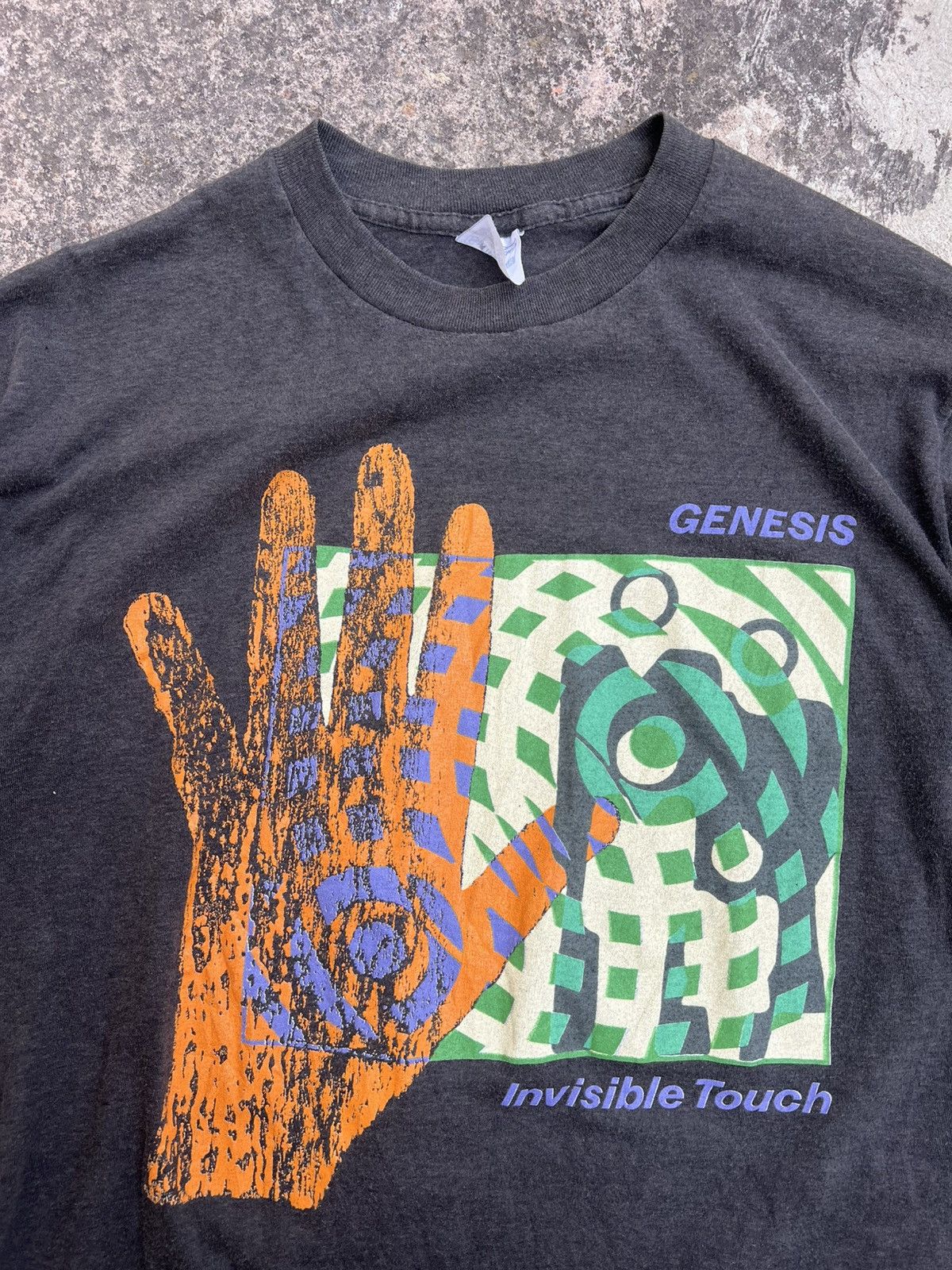 Vintage Vintage 1986 Genesis Invisible Touch Tour Size US S / EU 44-46 / 1 - 3 Thumbnail