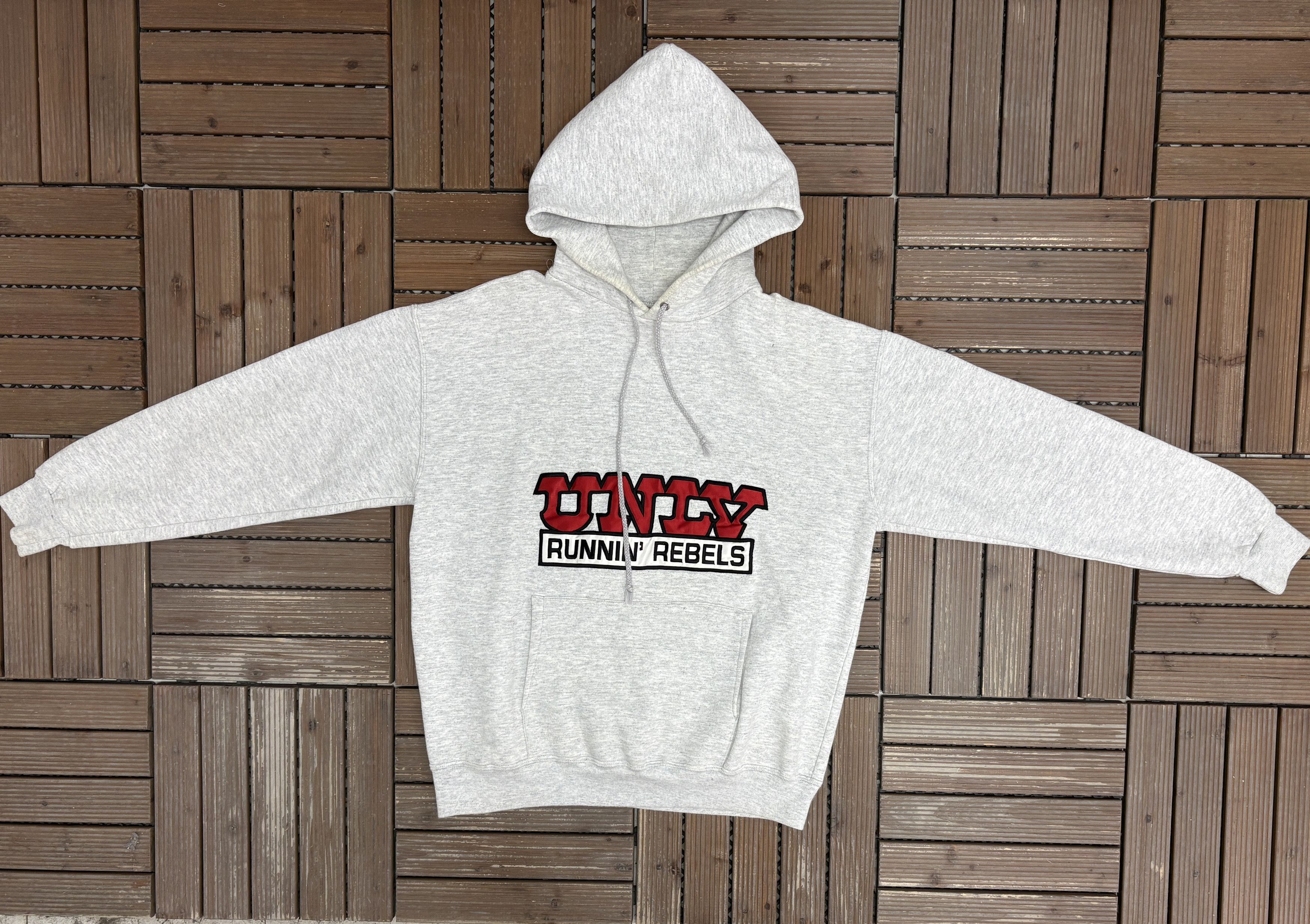 Nutmeg UNLV Runnin' Rebels Vintage Sweater Hoodie Size US M / EU 48-50 / 2 - 5 Thumbnail