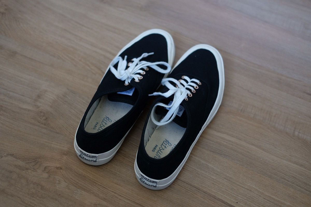 Maison Kitsune laced sneakers