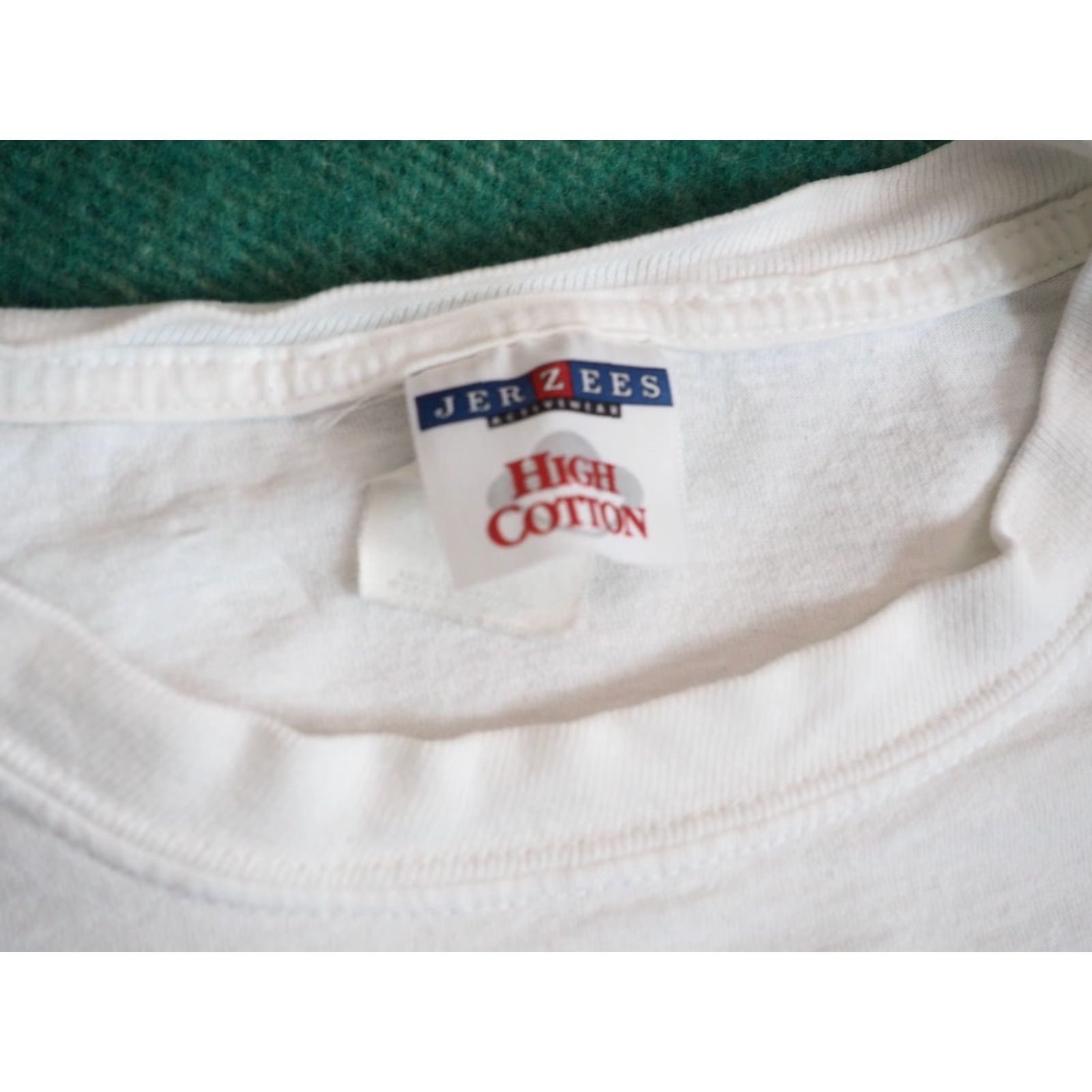 Jerzees VTG Y2K Jerzees 2001 Sisters Oregon Quilt Folk Art Show White Tee T-Shirt S Unisex Cotton Short Sleeve Graphic Tee Size US S / EU 44-46 / 1 - 4 Thumbnail