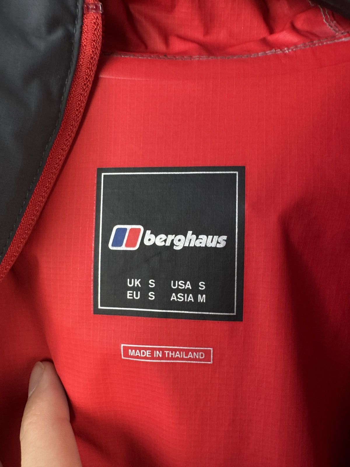 Berghaus Men’s Berghaus Jacket Lightweight Windbreaker Outdoor Size S Size US S / EU 44-46 / 1 - 8 Thumbnail
