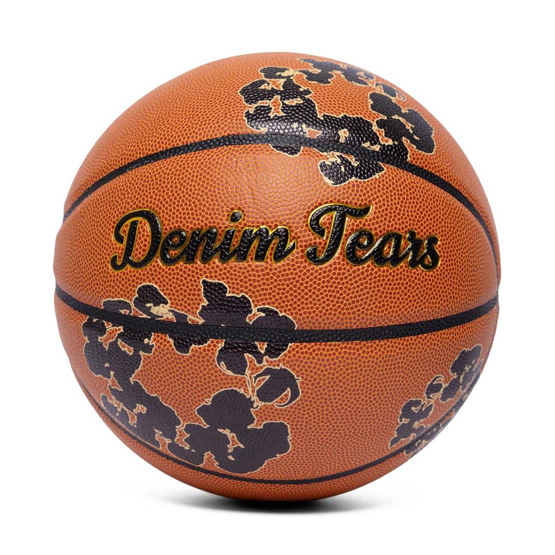Cotton Wreath Basketball