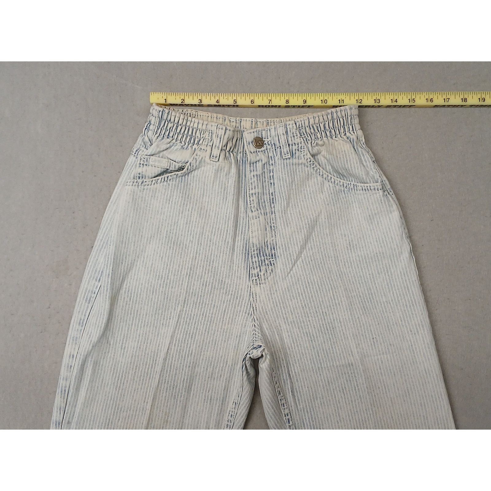 Lee Lee (8M) Vintage High Rise Tapered Leg Light Wash Jeans Size 30" / US 8 / IT 44 - 5 Thumbnail