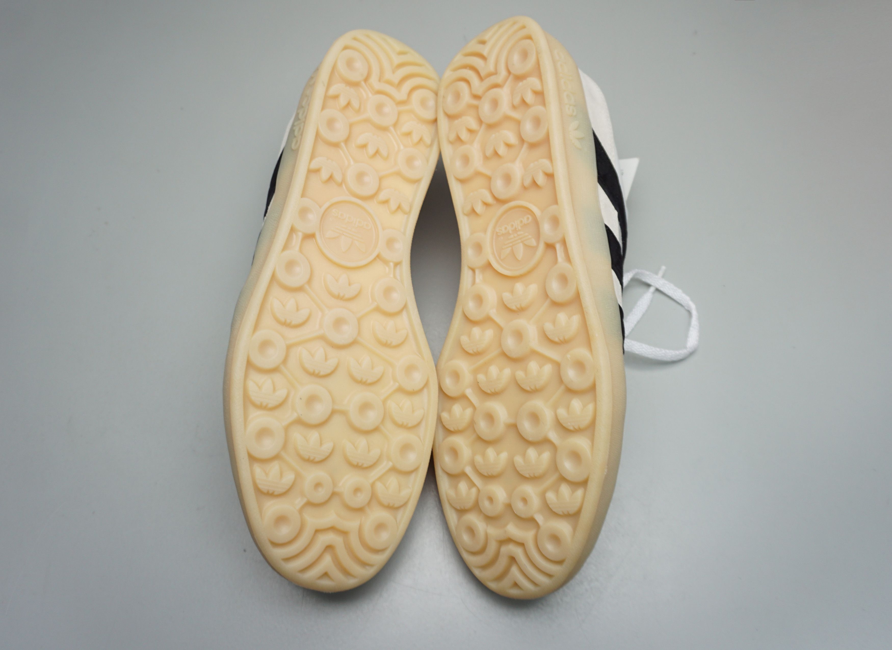 Adidas Adidas Aloha Super Mark Gonzales Sneakers Size US 8.5 / EU 41-42 - 6 Thumbnail
