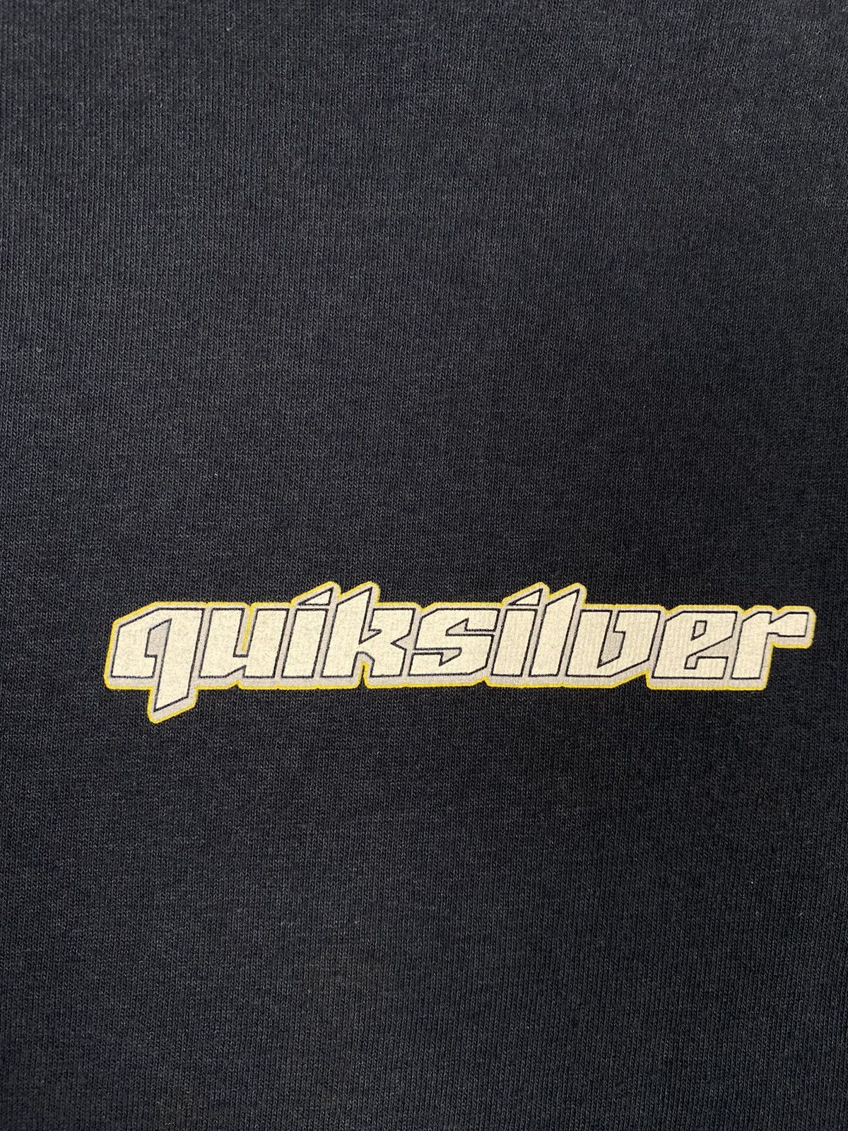 Vintage Vintage Quicksilver Long Sleeve Y2K Surfwear Skater Retro Size US L / EU 52-54 / 3 - 9 Thumbnail