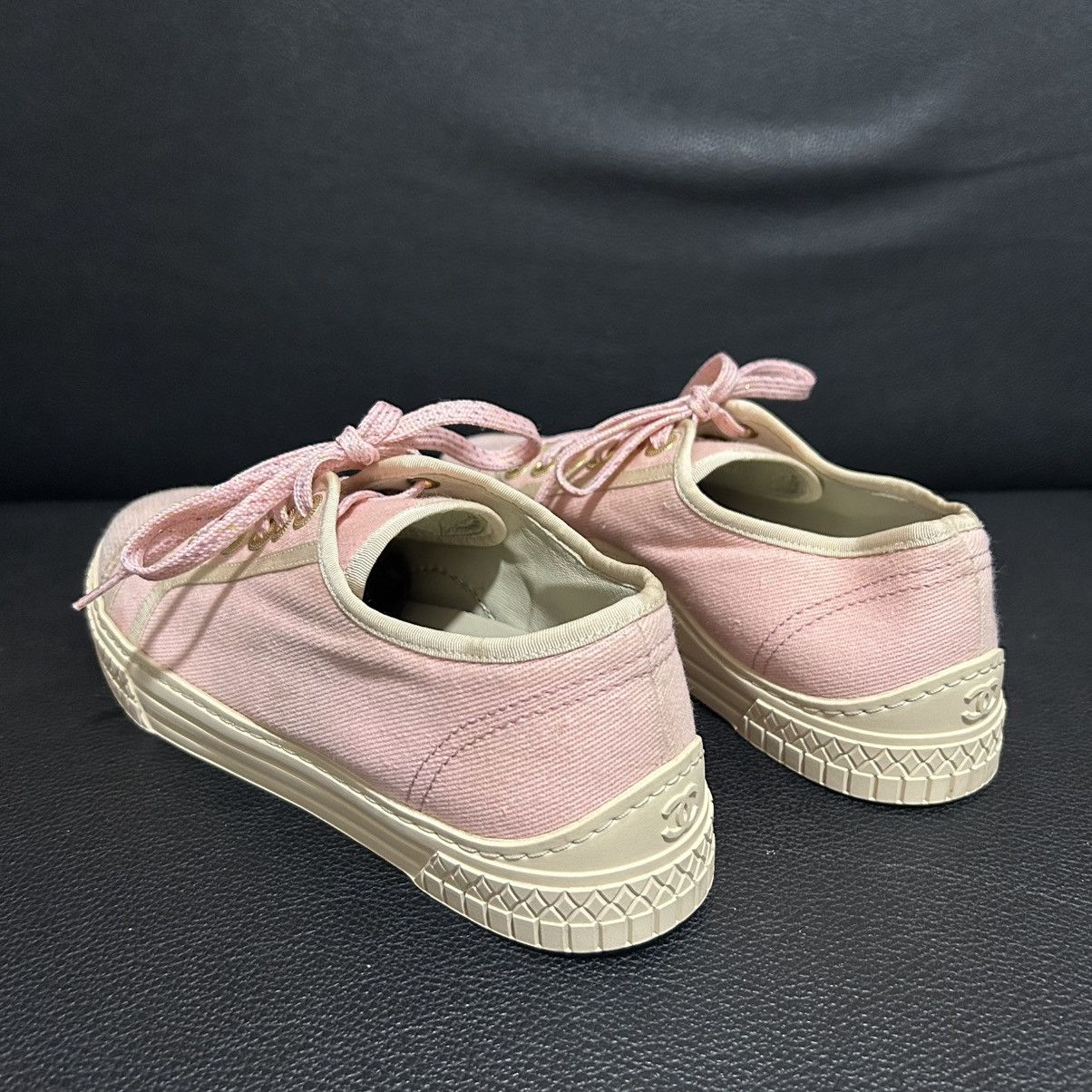 Chanel CHANEL - PINK CANVAS SNEAKERS Size US 7 / IT 37 - 3 Thumbnail
