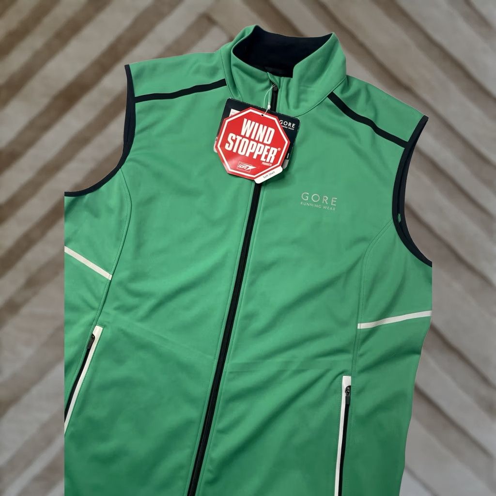 GOREWEAR Gore wear Windstopper Gilet Mythos Vest L Green Softshell Vest Mens Size US L / EU 52-54 / 3 - 1 Thumbnail
