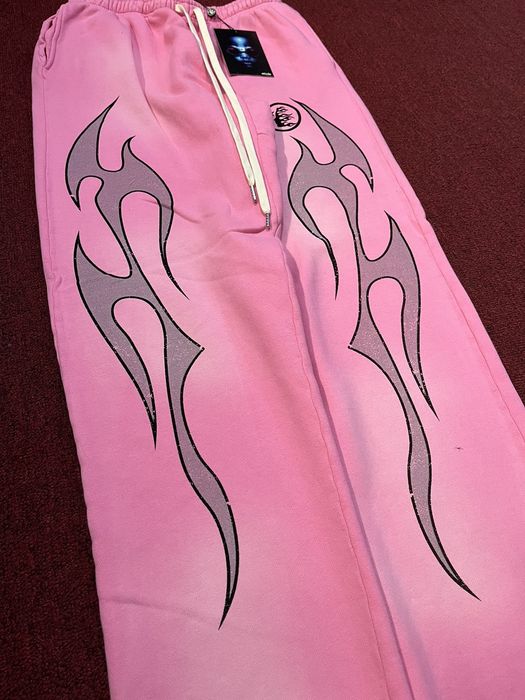 HELLSTAR Hellstar Studios Flame Sweatpants Pink