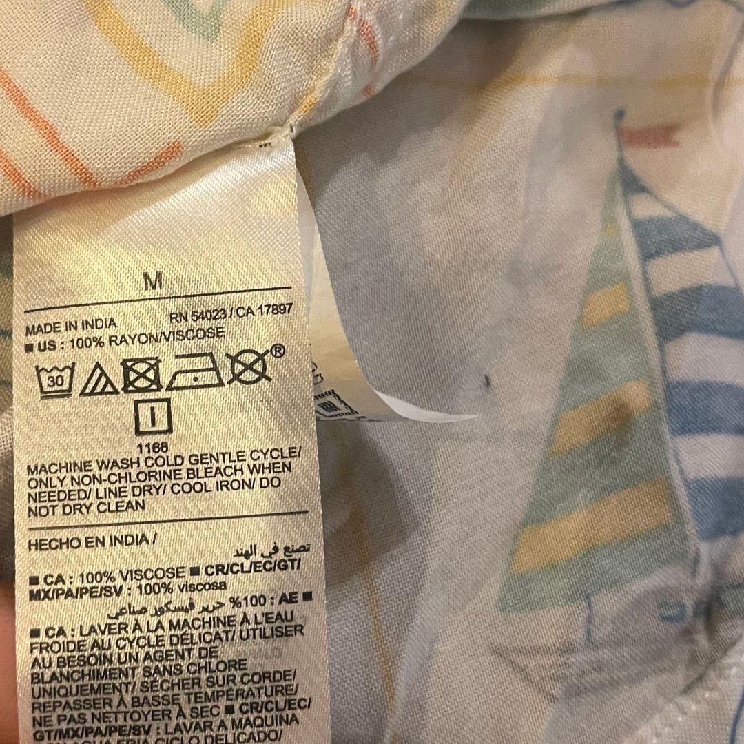 Old Navy Tropical Novelty Short Sleeve Shirt Nautical Vacation Beachy Size M / US 6-8 / IT 42-44 - 5 Thumbnail