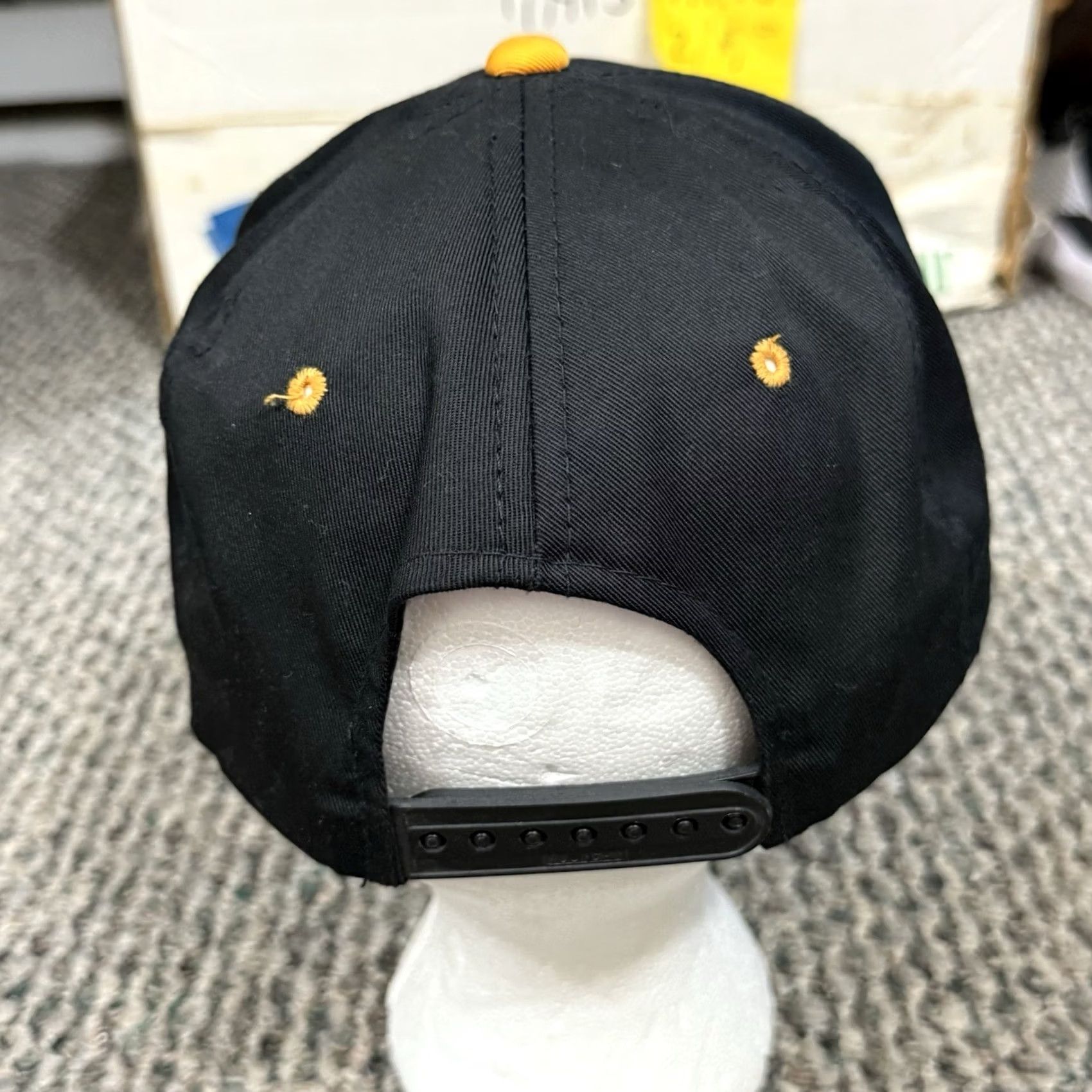 NHL VINTAGE Penguins Hat Men’s Snapback 90s NHL Hockey Sport Youngan One Size Black Cotton Twill Adjustable Lightweight Mens Size ONE SIZE - 5 Thumbnail