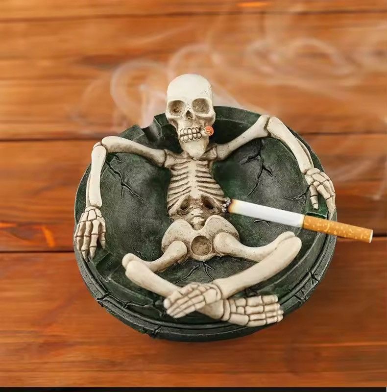 Japanese Brand Creative Personality Skull Resin Ashtray Size ONE SIZE - 3 Thumbnail
