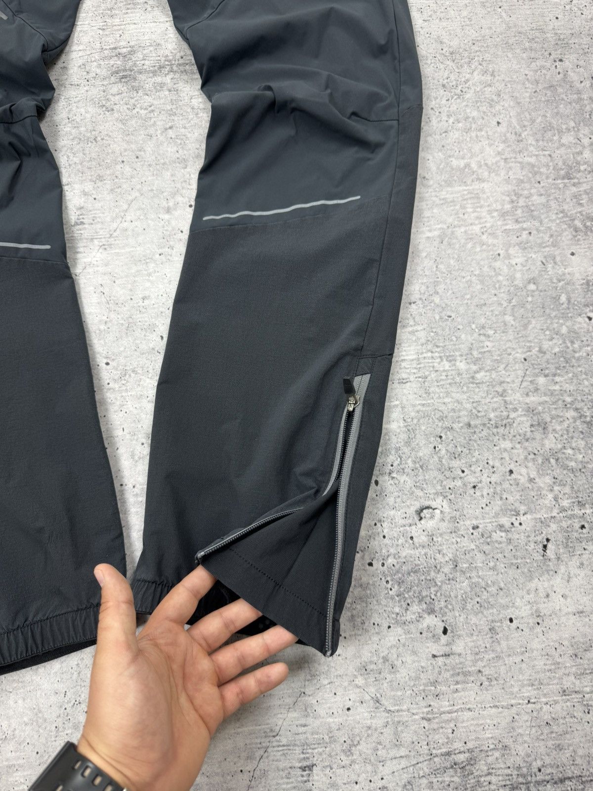 Vintage Dynafit Casual Outdoor Tracking Pants Trousers Men Size 34 Size US 34 / EU 50 - 7 Thumbnail