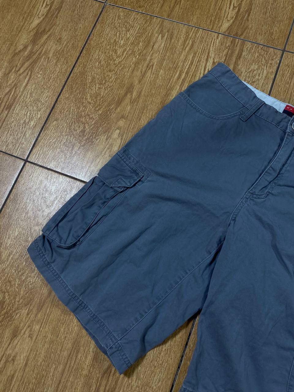 Oakley 90's Oakley cargo shorts - 33 Size US 33 - 14 Thumbnail