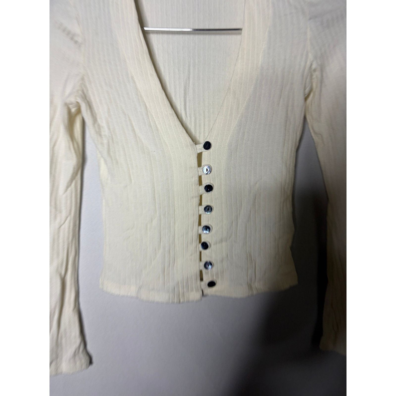 Reformation Reformation Gellar Knit Crop Top Ivory XS Size XS / US 0-2 / IT 36-38 - 2 Thumbnail