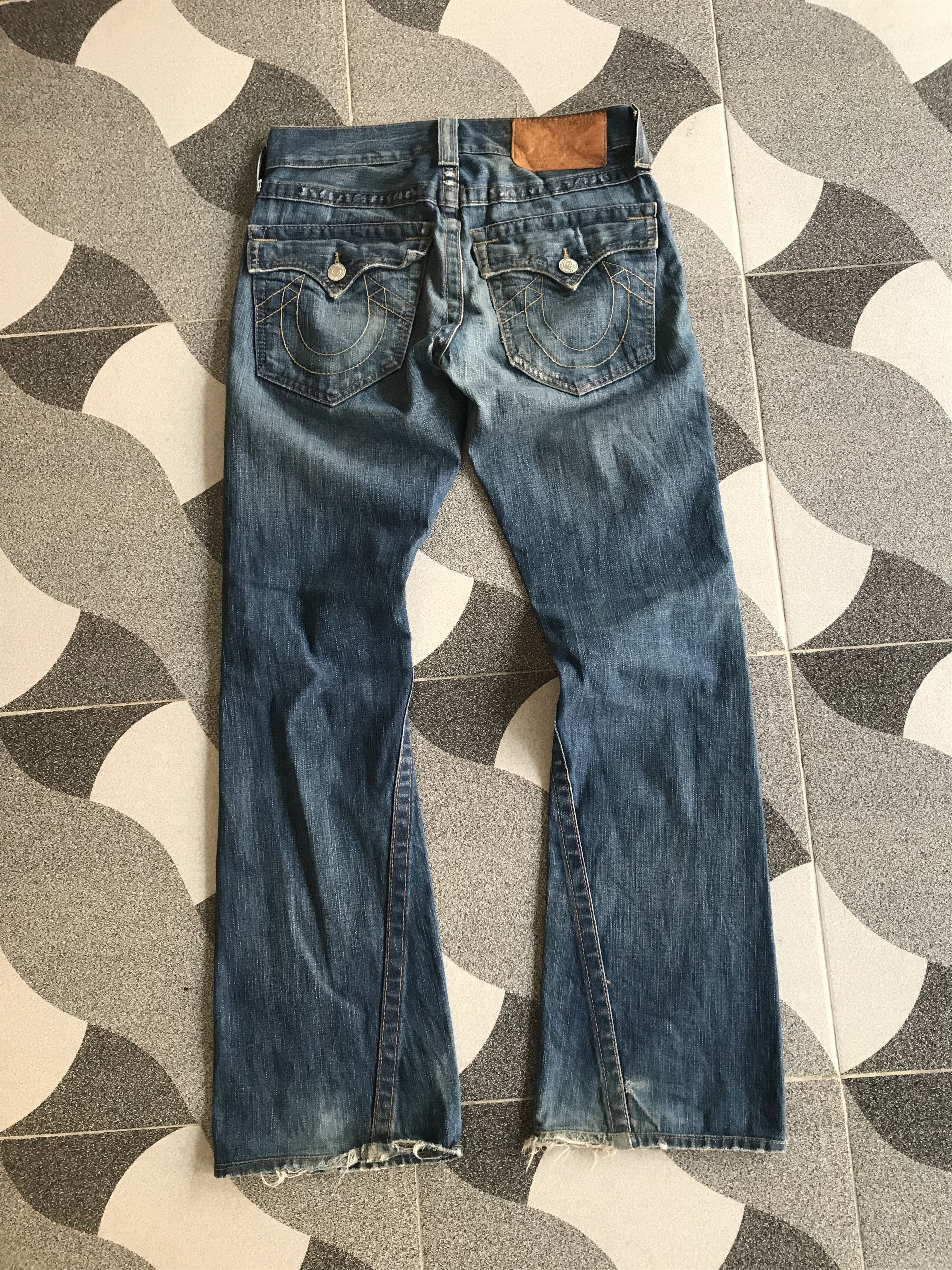 True Religion × Vintage True Religion Distressed Flared Size US 29 - 4 Thumbnail