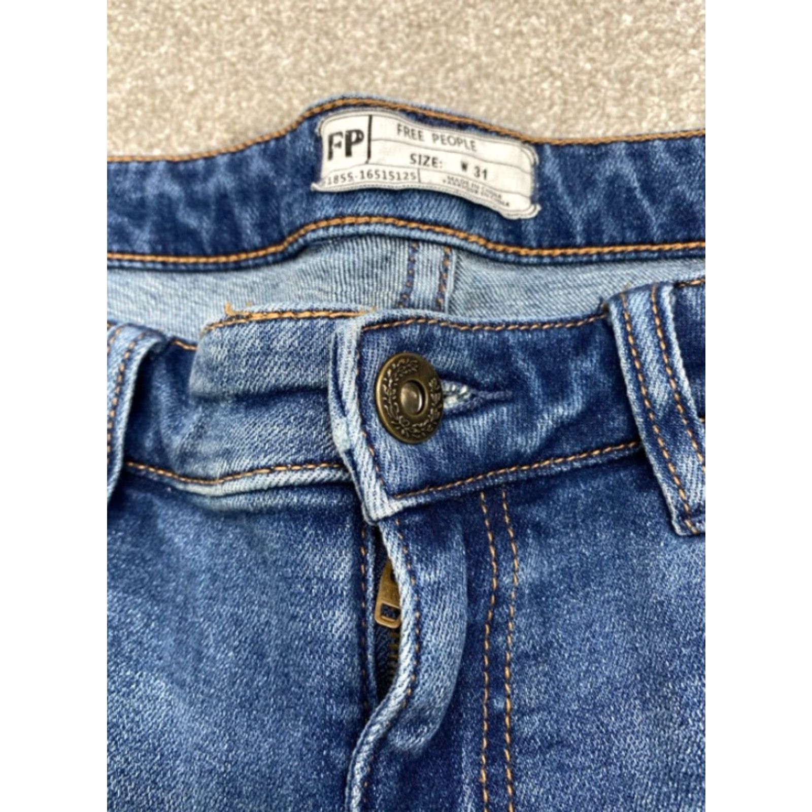 Free People Free People Jeans Women 31 x 30 Blue Denim Straight Leg Raw Hem 5801 Size 24" / US 00 / IT 34 - 7 Thumbnail