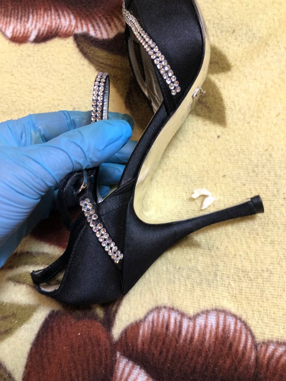 Dolce & Gabbana D&G Velvet Crystal Slingback Heels Vintage shoes Size US 7 / IT 37 - 5 Thumbnail