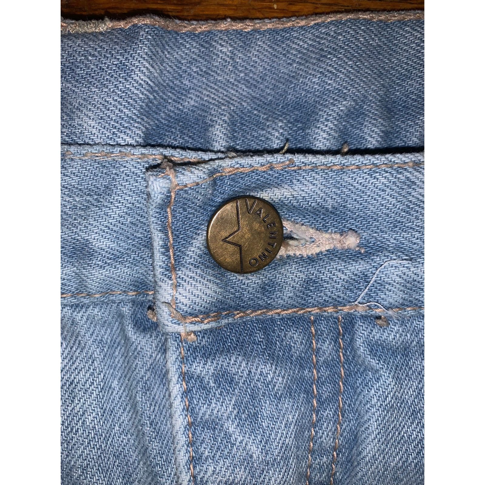 Valentino × Vintage Valentino Jeans High Waisted Mom Jeans Light Wash Size 12 Size 34" / US 12 / IT 48 - 4 Thumbnail