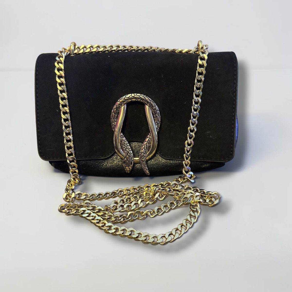 Express Express black snake clasp chain strap bag Size ONE SIZE - 1 Thumbnail