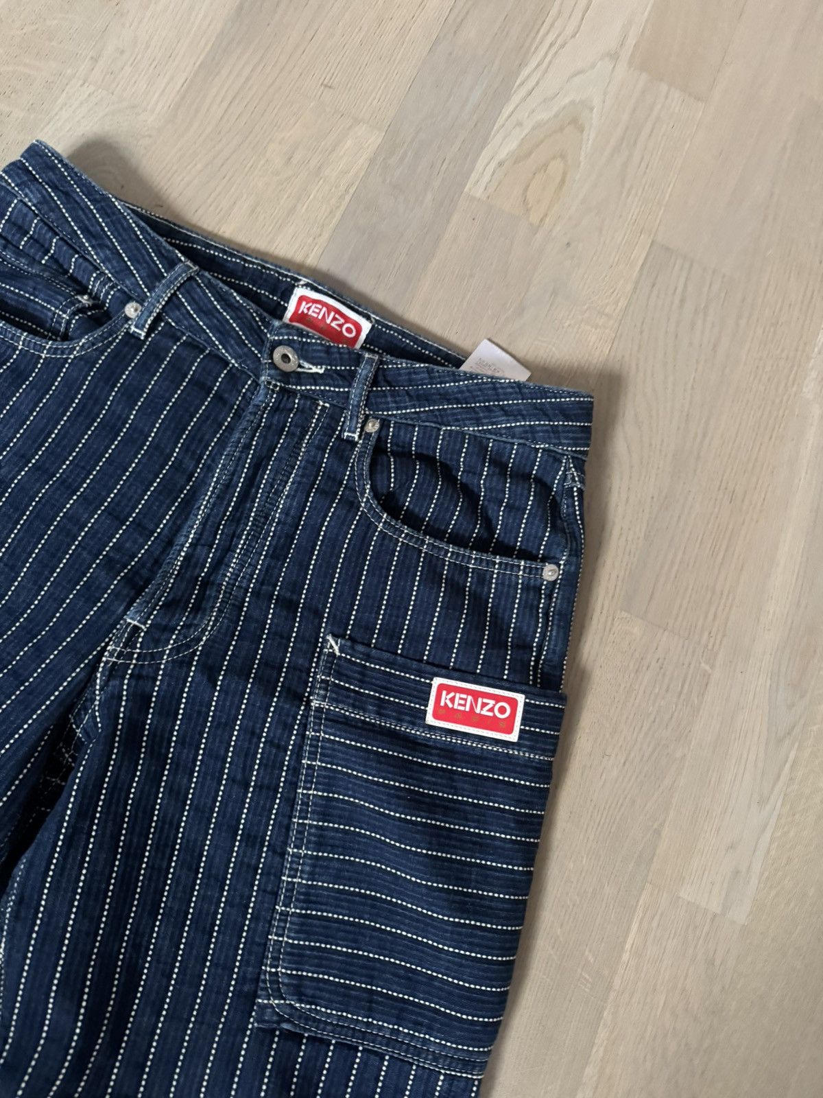Kenzo KENZO pants STUDY REAL TAPE MEASUREMENTS IN PHOTOS BY TAPE Size US 28 / EU 44 - 1 Thumbnail