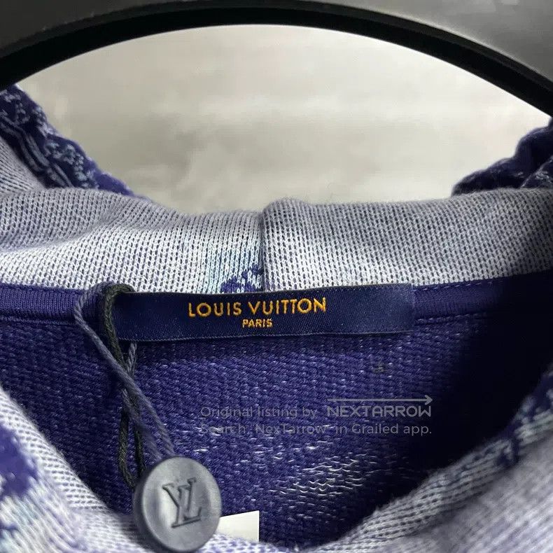 Louis Vuitton Louis Vuitton size 4l Blue graphic print hooded slouchy sho Size US M / EU 48-50 / 2 - 2 Thumbnail