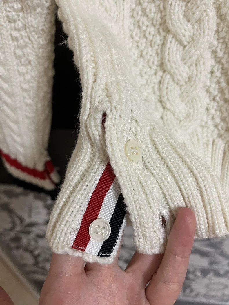 Thom Browne Thom browne White wool sweater 2504-Nextarrow Size US M / EU 48-50 / 2 - 6 Thumbnail