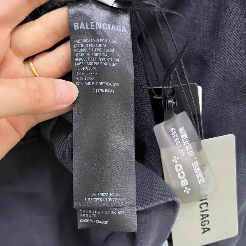 Balenciaga Balenciaga Embroidered side monogram logo hoodie Size US XL / EU 56 / 4 - 4 Thumbnail