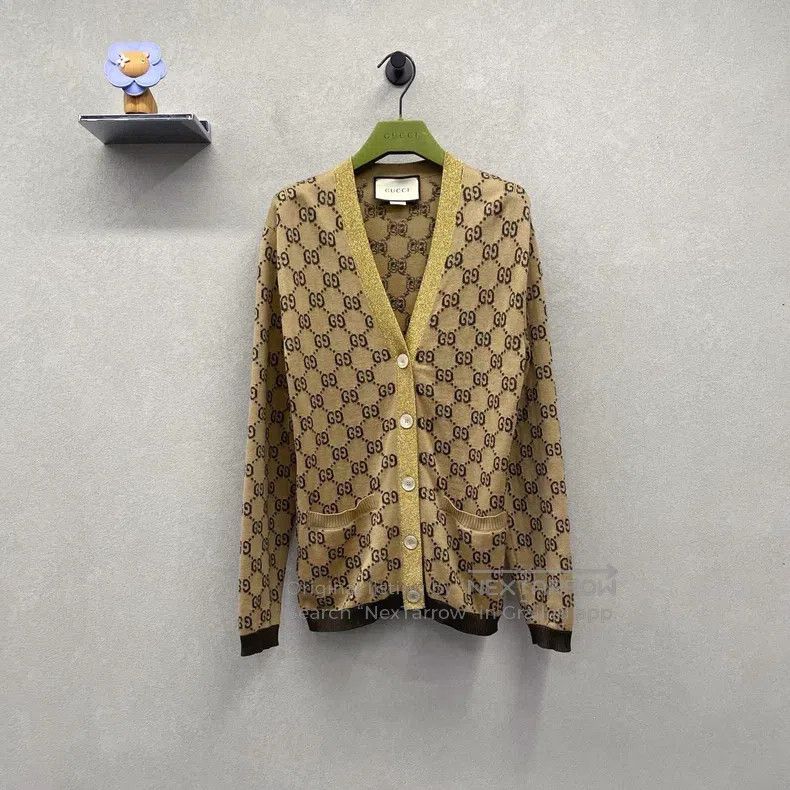 Gucci Gucci Logo full-print V-neck single-breasted long-sleeved Size S / US 4 / IT 40 - 1 Thumbnail