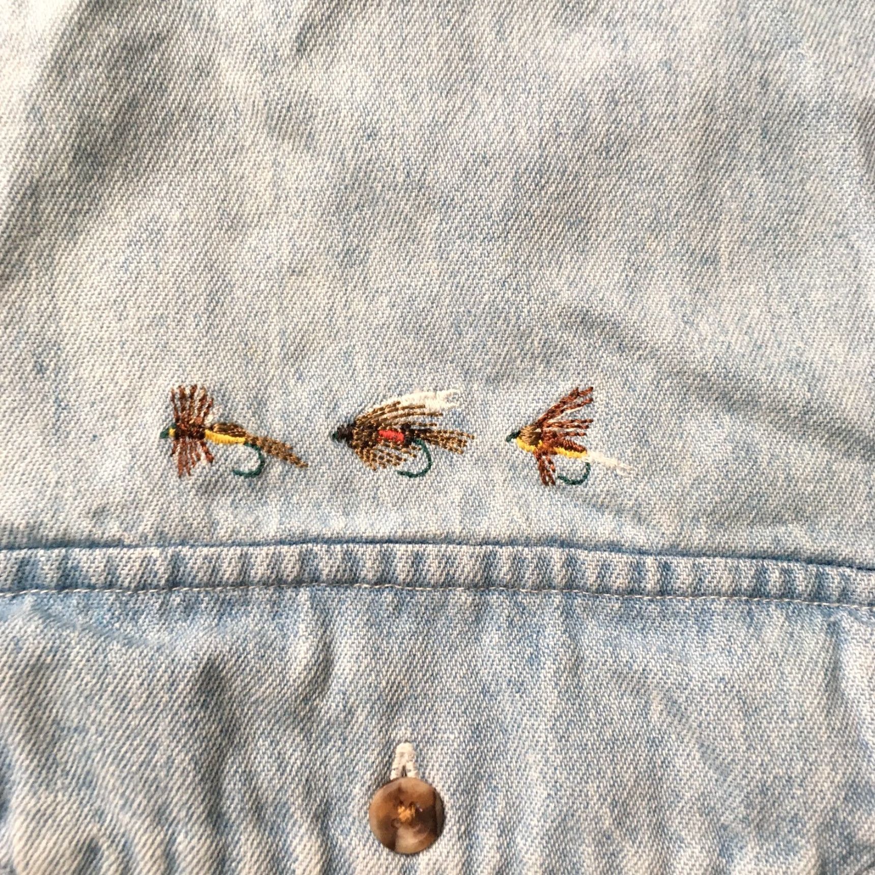 Denime VINTAGE Snowshoe Thompson Men’s LARGE Blue Denim Shirt Long Sleeve Embroidered Shirt Size US L / EU 52-54 / 3 - 4 Thumbnail