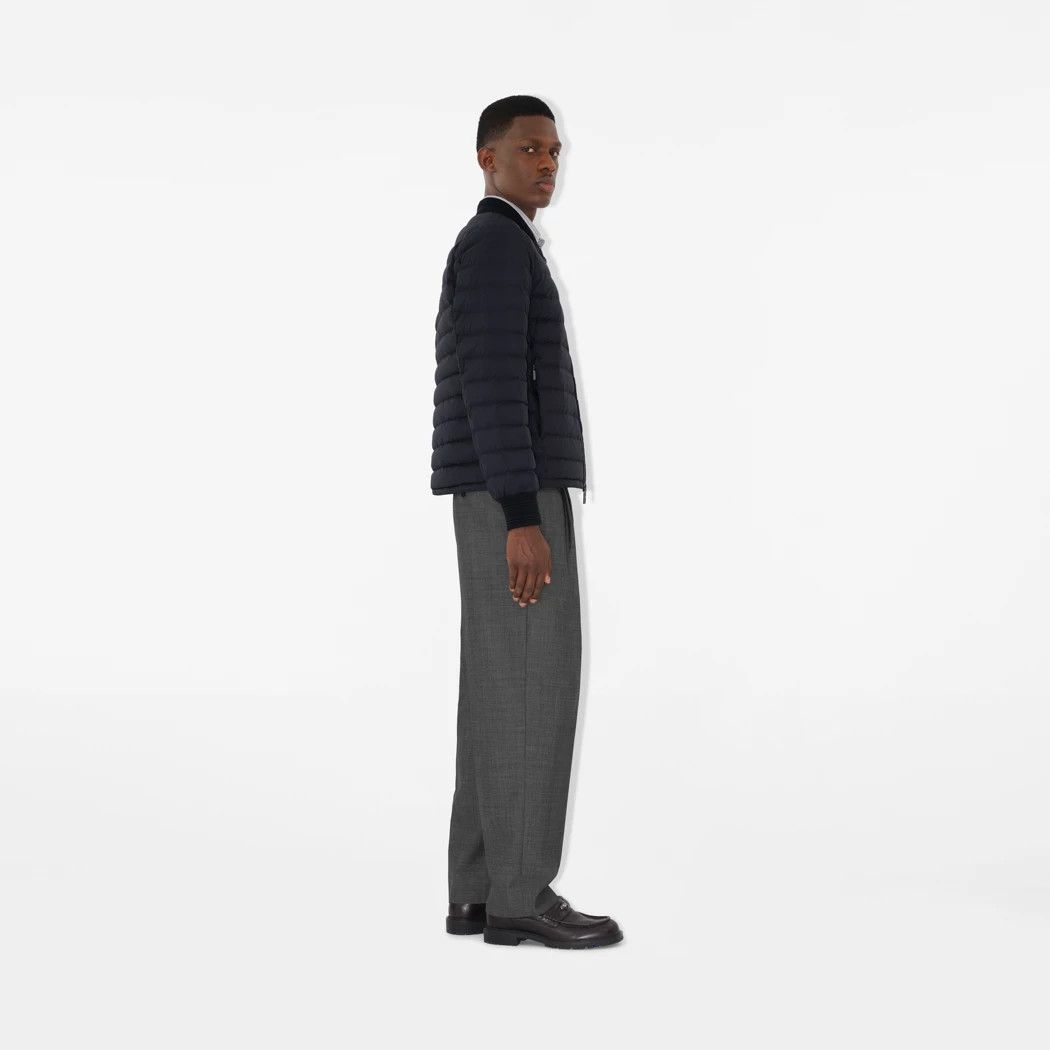Burberry os11x1225 Nylon Puffer Jacket in Navy Size US XL / EU 56 / 4 - 4 Thumbnail