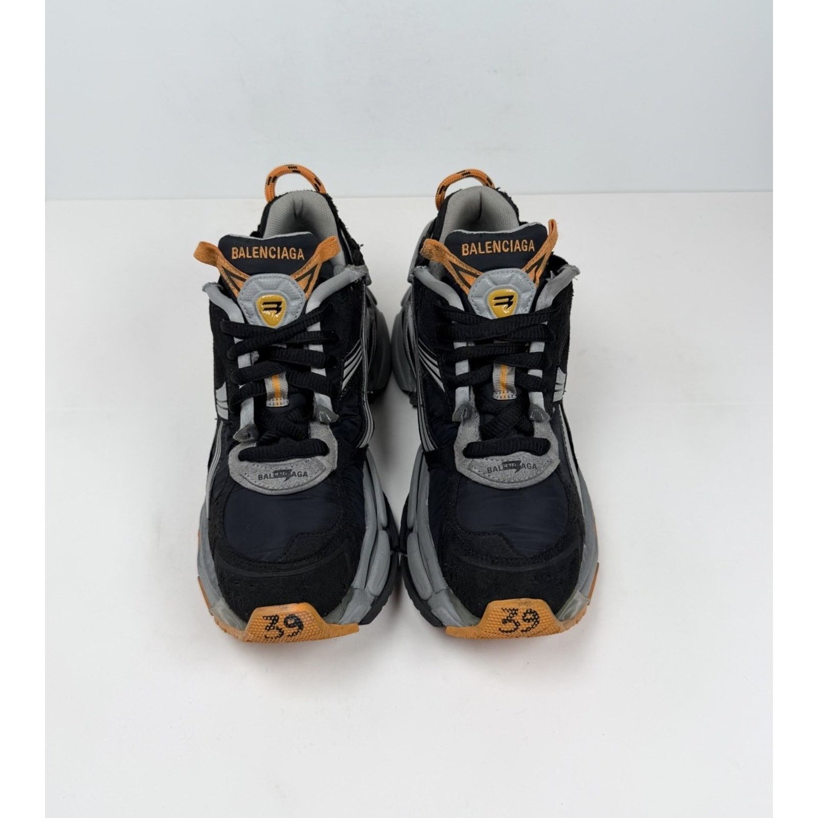 Balenciaga Size 39EU/6US - Balenciaga Runner Distressed Size US 6 / EU 39 - 3 Thumbnail