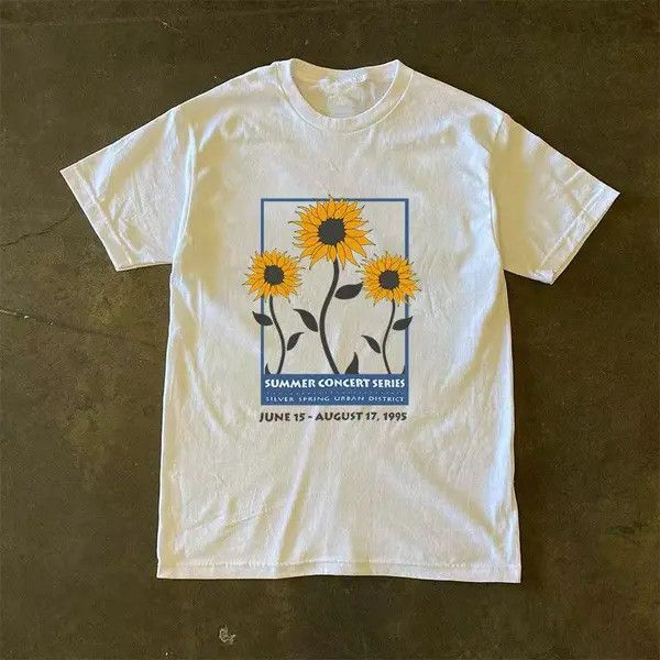 Japanese Brand Kotomi x Yoko White retro sunflower pattern loose t-shirt Size US L / EU 52-54 / 3 - 3 Thumbnail