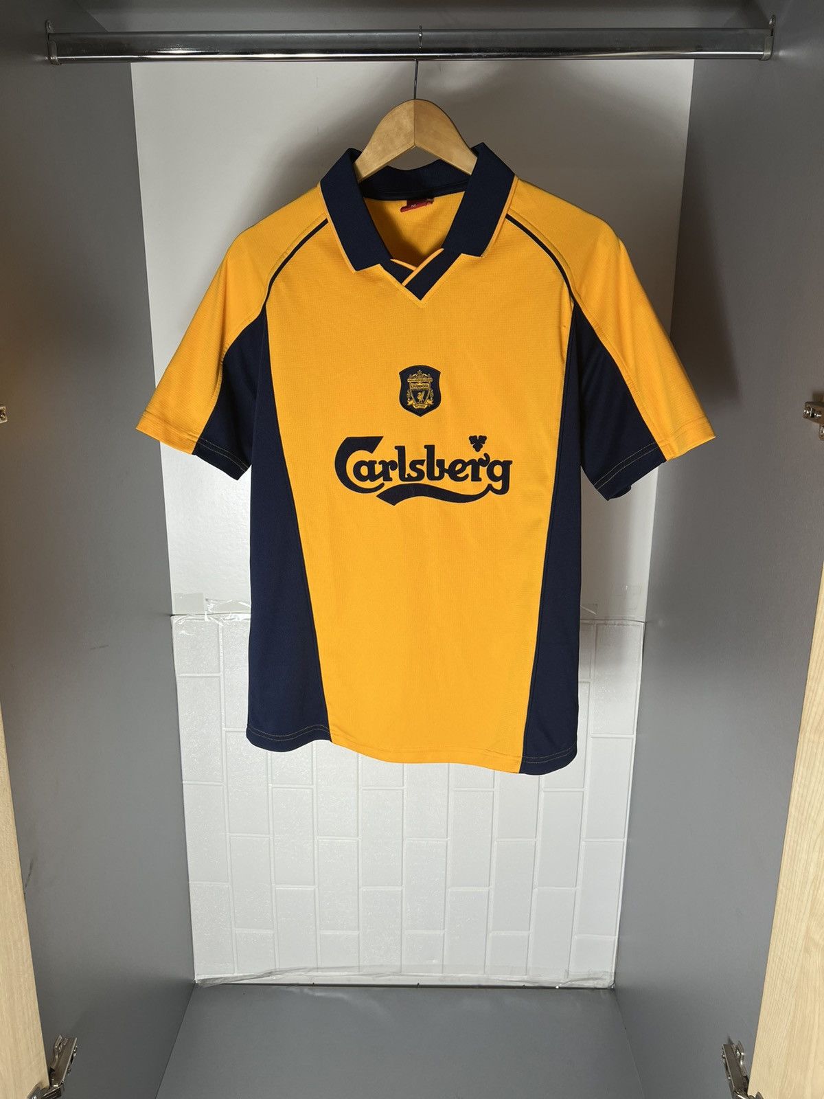 Vintage VERY RARE FC LIVERPOOL ENGLAND RETRO SOCCER JERSEY Y2K 90s Size US M / EU 48-50 / 2 - 2 Thumbnail