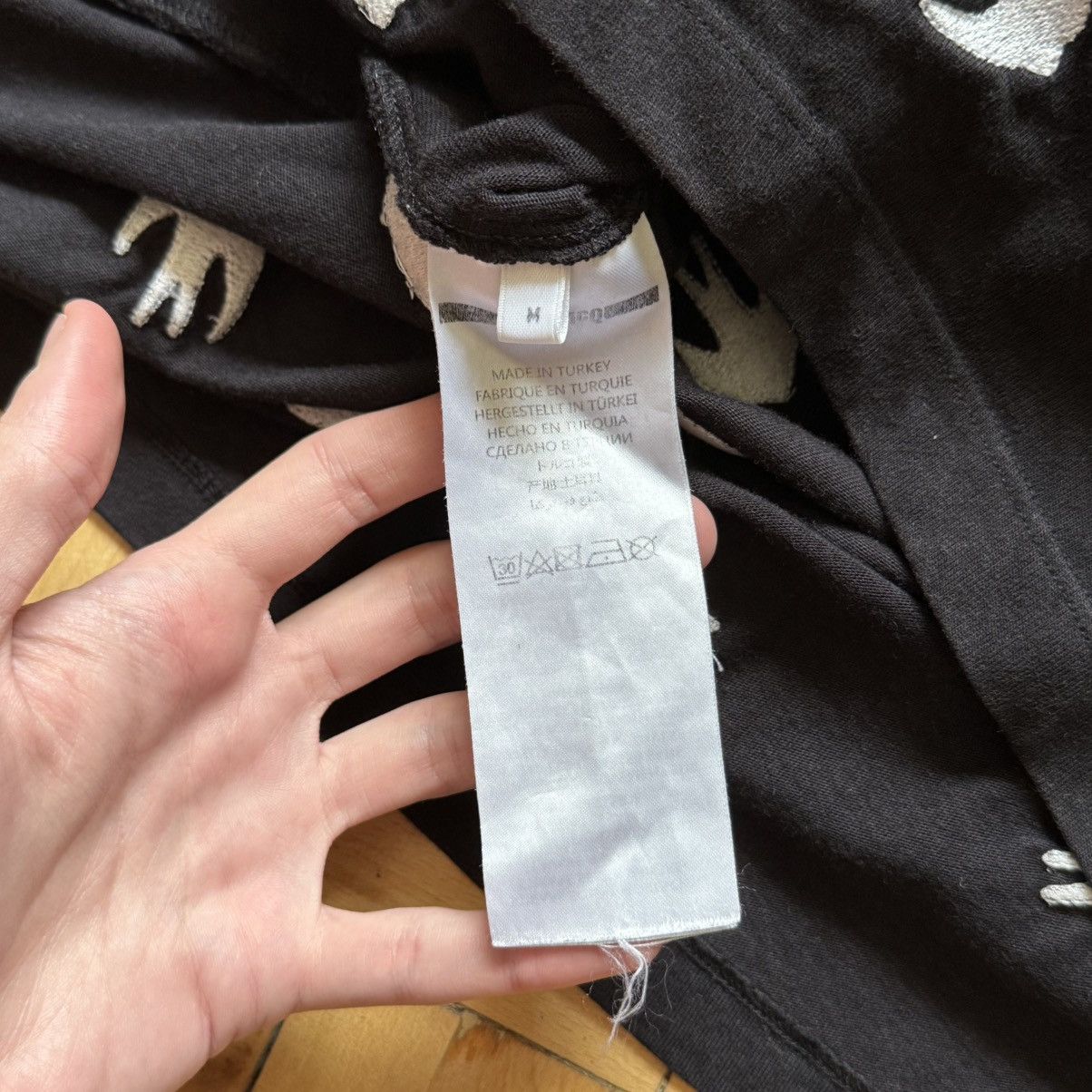 Alexander McQueen 📌Alexander McQueen MCQ Swallow Monogram Logo Tee T-shirt Size US M / EU 48-50 / 2 - 6 Thumbnail