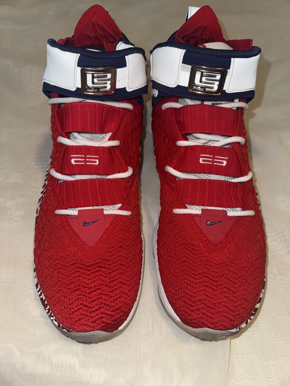 Nike Nike LeBron 17 Graffiti Size US 10 / EU 43 - 3 Thumbnail
