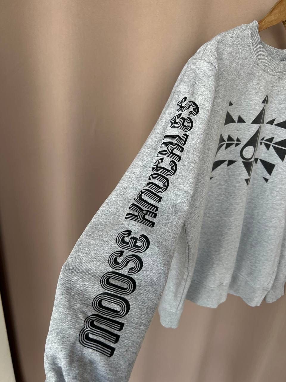 Moose Knuckles Moose Knuckles Trippy Logo Sweatshirt Mens Size L Pullover Size US L / EU 52-54 / 3 - 9 Thumbnail