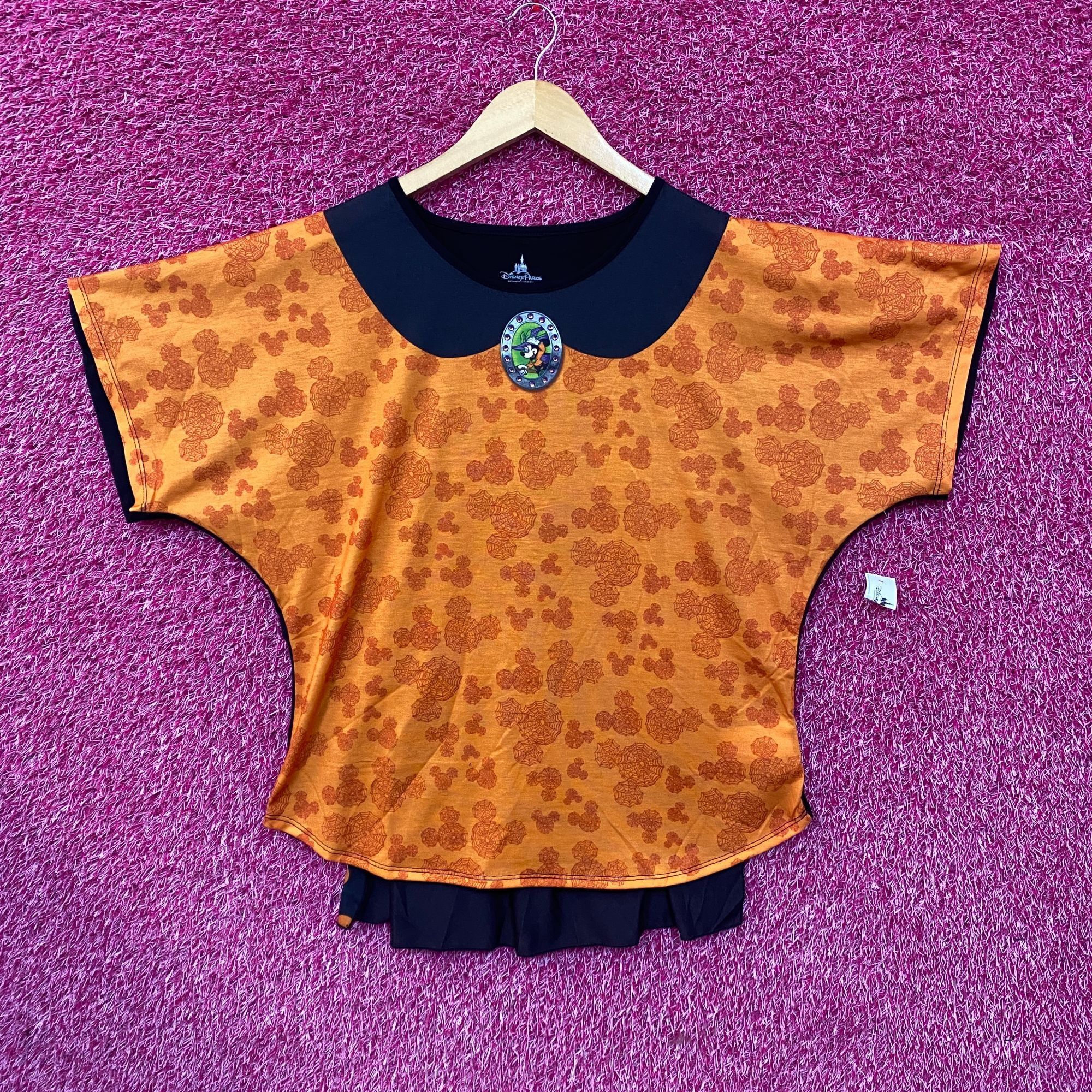 Disney Disney Parks Halloween Minnie Mouse Witch Shirt XL Size XL / US 12-14 / IT 48-50 - 1 Thumbnail