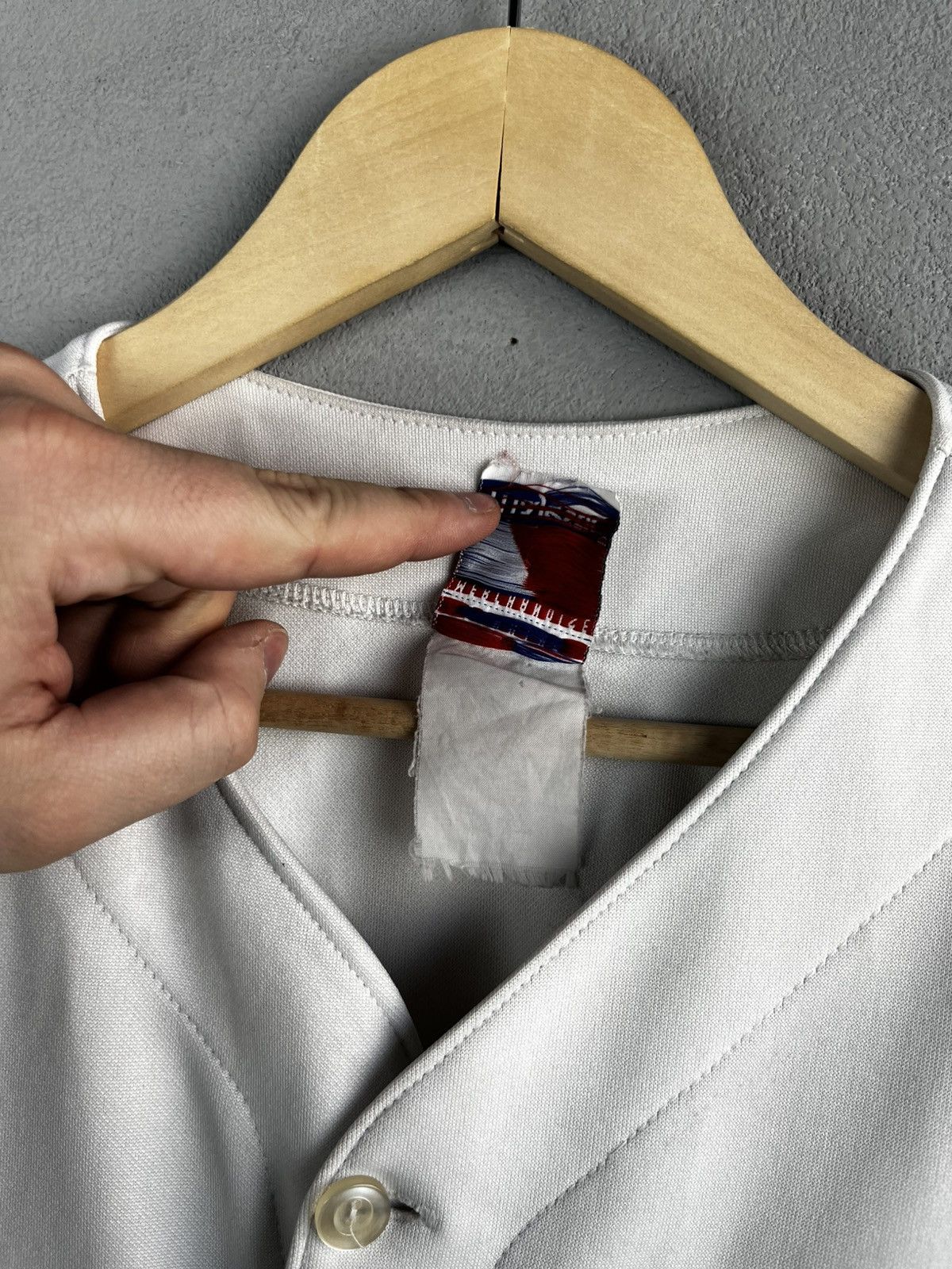 Vintage Vintage Athletic Majestic MLB jersey size m Size US M / EU 48-50 / 2 - 8 Thumbnail