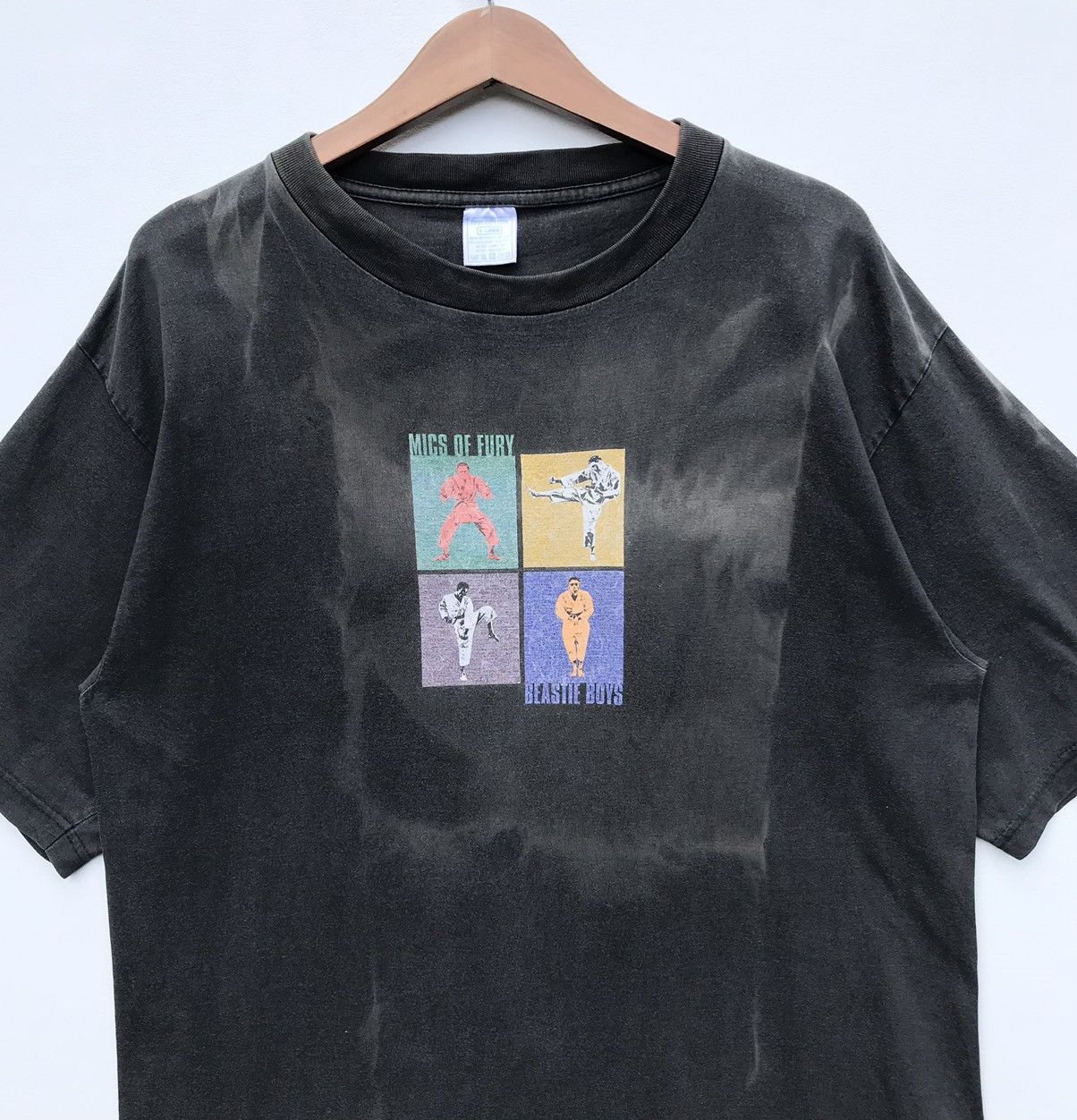 Band Tees 🔥Distressed🔥Vintage 1993 Beastie Boys Mics Of Fury Rap Tees Size US L / EU 52-54 / 3 - 7 Thumbnail