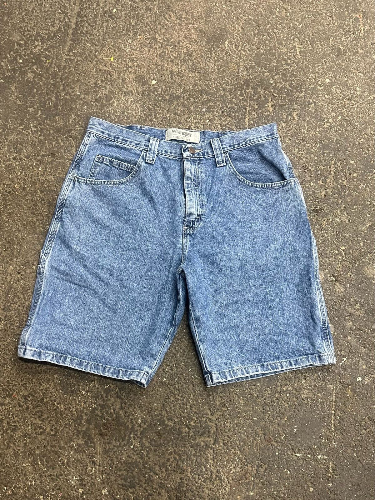 Wrangler Y2K wrangler cargo jorts Size US 33 - 2 Thumbnail