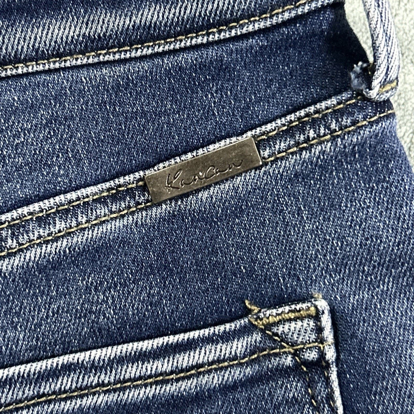 Levi's Beyond Baggy Jeans Womens 9/28 31x32 Hamilton Wide leg Loose Size 31" - 6 Thumbnail