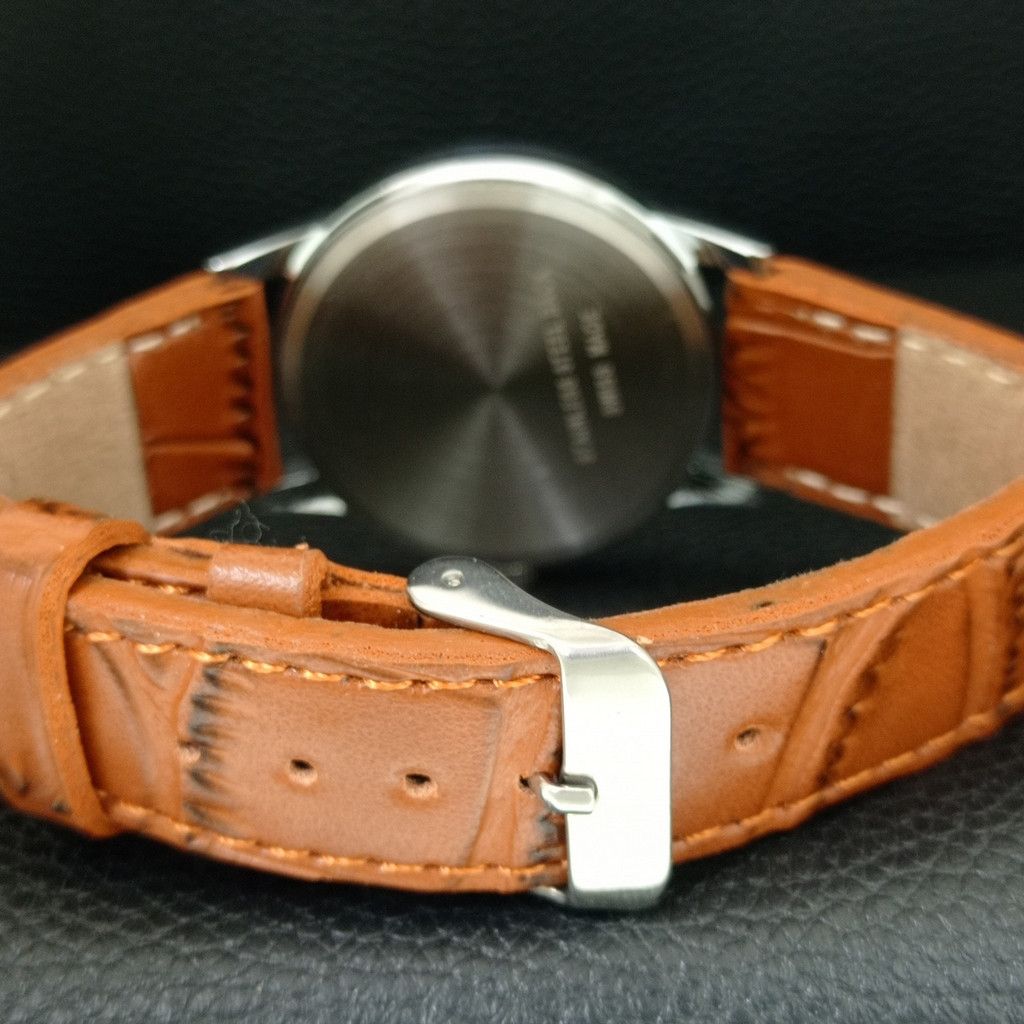 Other VINTAGE MONTINE HAND-WINDING SWISS MENS WHITE WATCH a444154 Size 38 - 2 Thumbnail