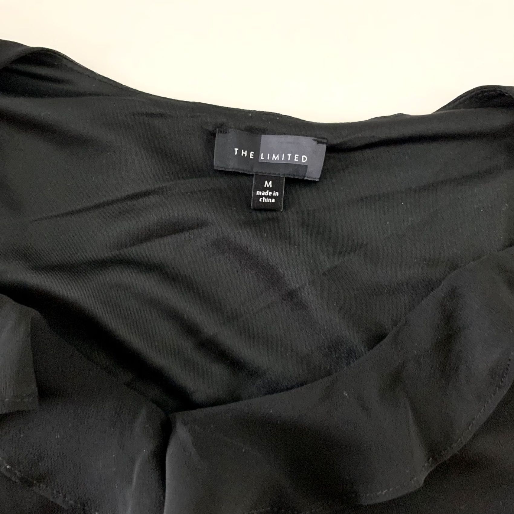 Vintage The Limited Blouse Shirt Women's M Black V-Neck Long Sleeve Sheer Ruffle Front Size M / US 6-8 / IT 42-44 - 2 Thumbnail