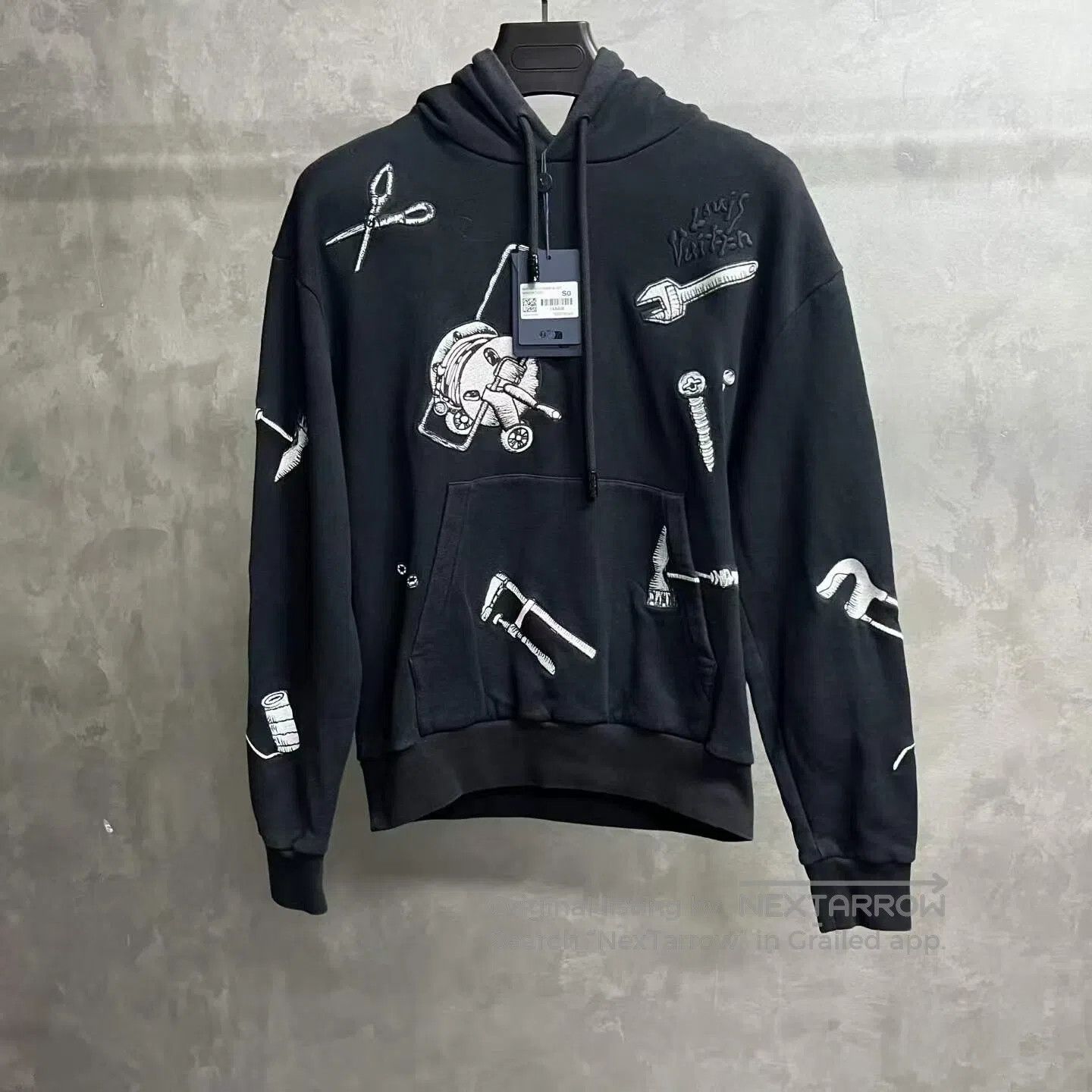 Louis Vuitton Louis Vuitton Black tool-pattern embroidered hooded hoodie Size US S / EU 44-46 / 1 - 1 Thumbnail