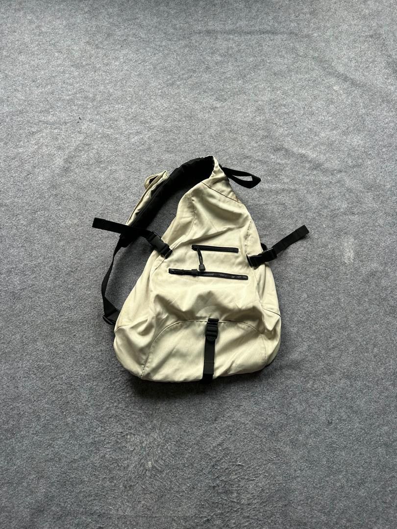 Gap VINTAGE Y2K GAP CROSSBODY BAG Size ONE SIZE - 1 Thumbnail