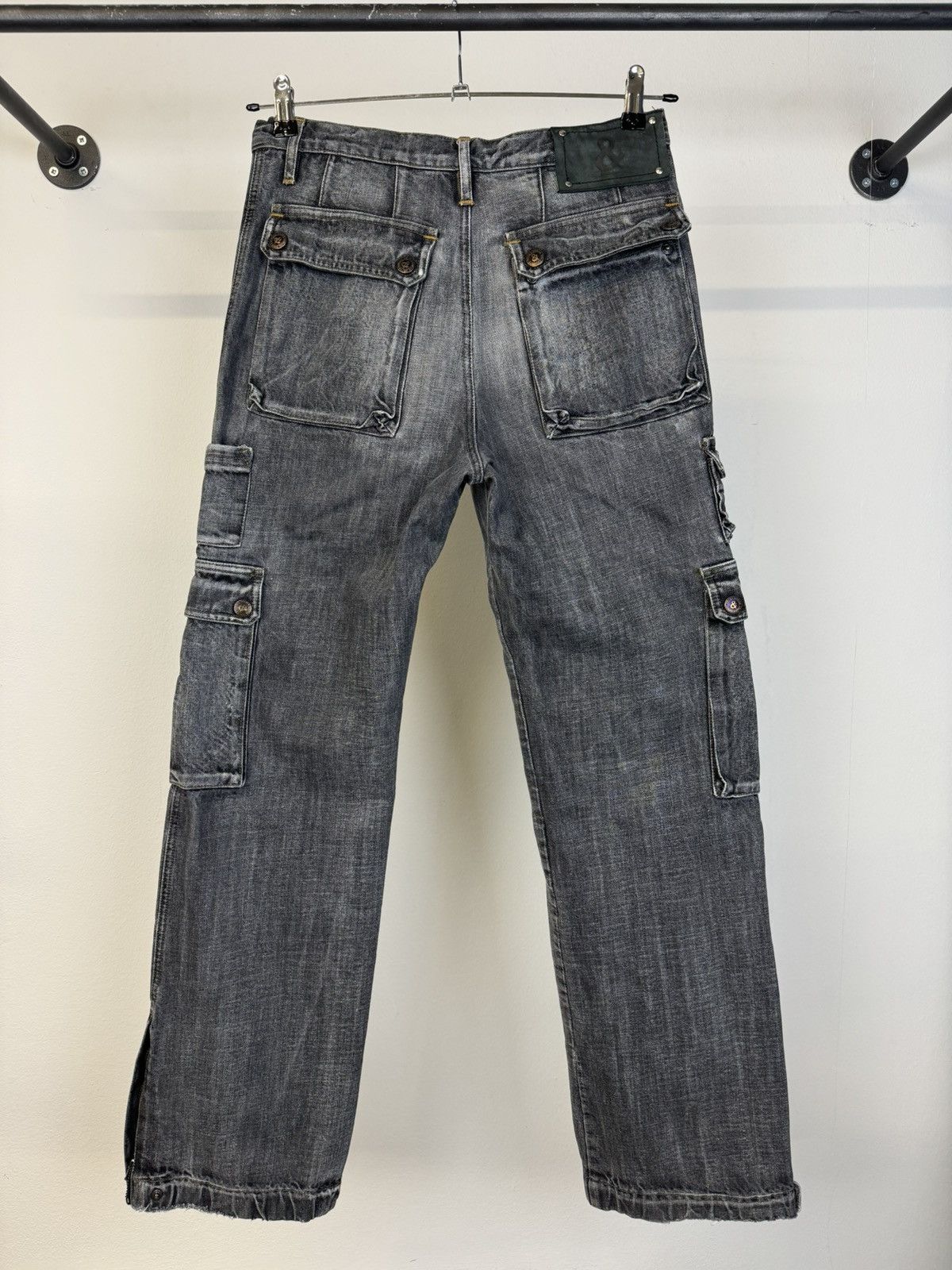 Dolce & Gabbana 2000s Dolce & Gabbana heavy weight cargo pants pockets Size US 30 / EU 46 - 6 Thumbnail