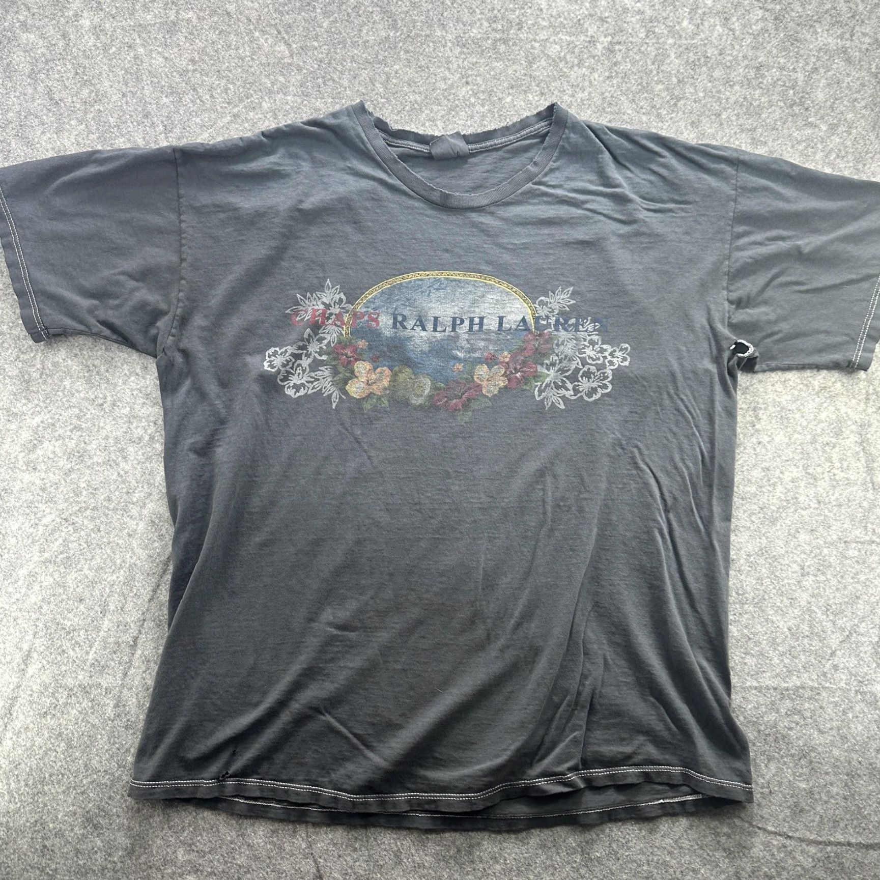 Ralph Lauren Ralph Lauren Shirt Womens Large Gray Floral Graphic Tee Short Sleeve Casual Size L / US 10 / IT 46 - 2 Thumbnail