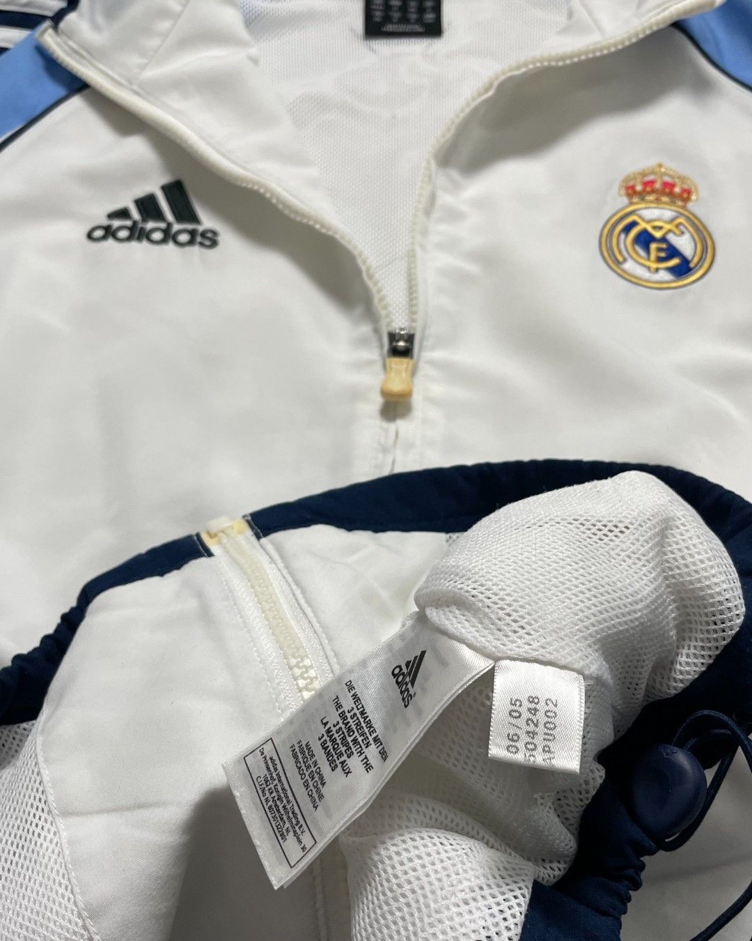 Adidas Adidas Real Madrid Vintage Jacket from 00s Size US M / EU 48-50 / 2 - 6 Thumbnail
