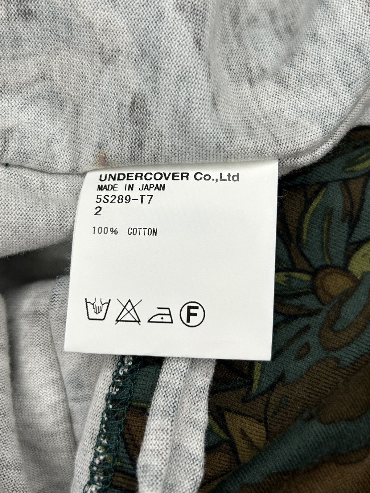 Undercover F/W 04 But Beautiful 3/4 Sleeve T-Shirt Size US M / EU 48-50 / 2 - 9 Thumbnail