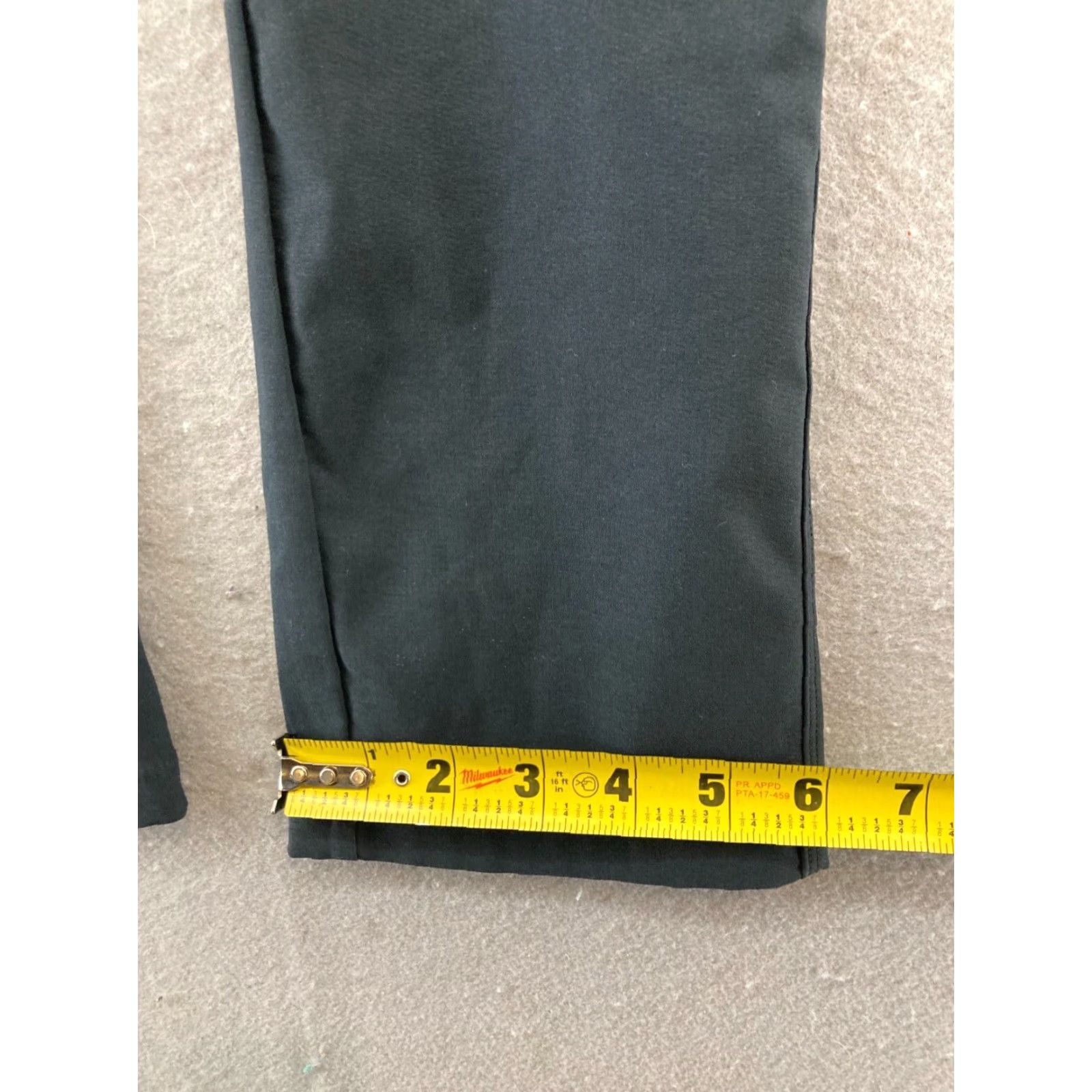 Vintage Columbia Womens Pants Small Black Omni-Shade Athletic Yoga Outdoor Size 28" / US 6 / IT 42 - 6 Thumbnail